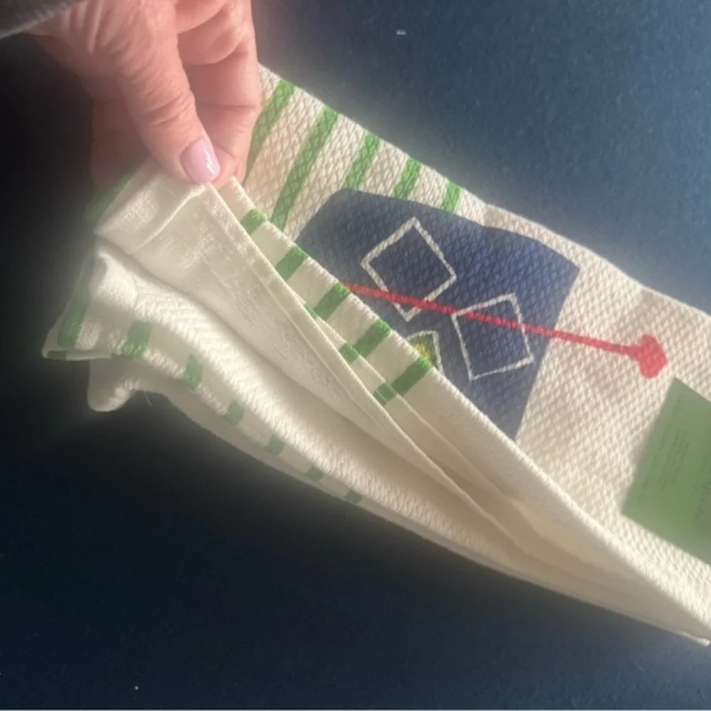 Kate Spade set of 2 Cocktail Kitchen Towels! See pic for angles,sizing & design!